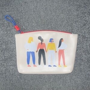 Ipsy makeup bag​​​​​​​​​​​​